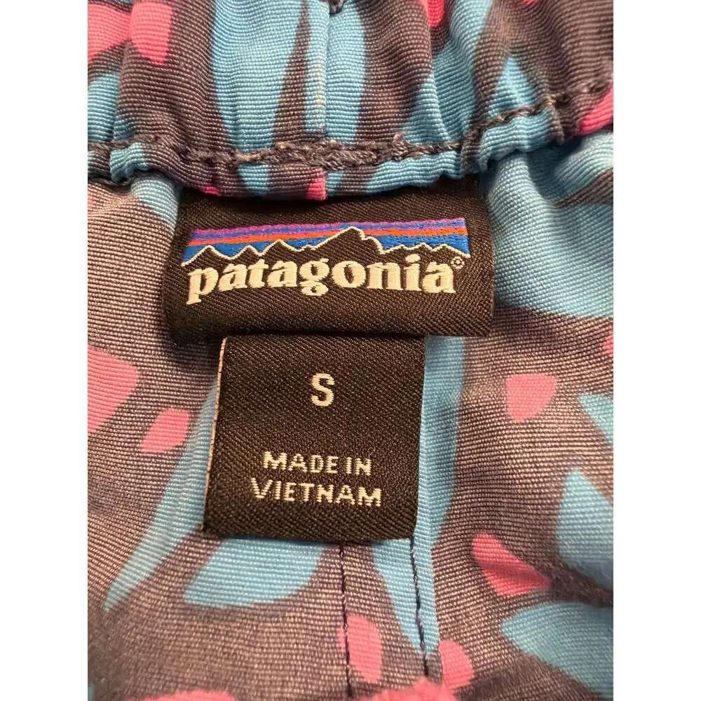 Patagonia womens barely baggies 2.5
